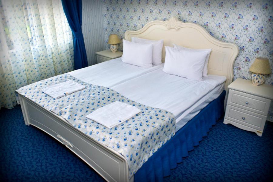 Knyazhyi Dvir Hotel Knyazhichi  Cameră foto